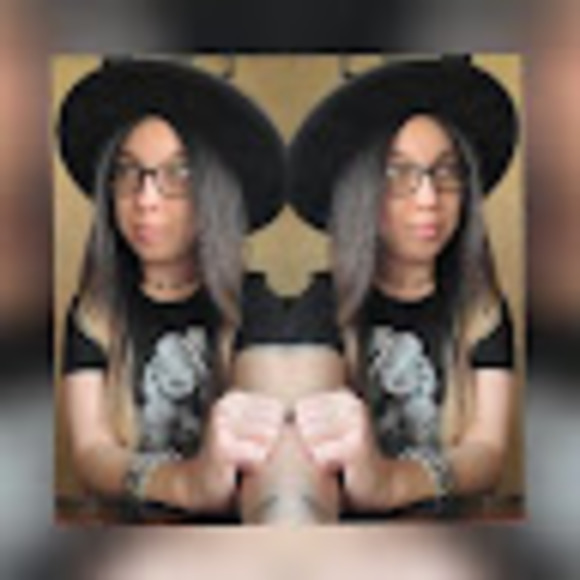 Meet your Posher, The most - Picture 1 of 1